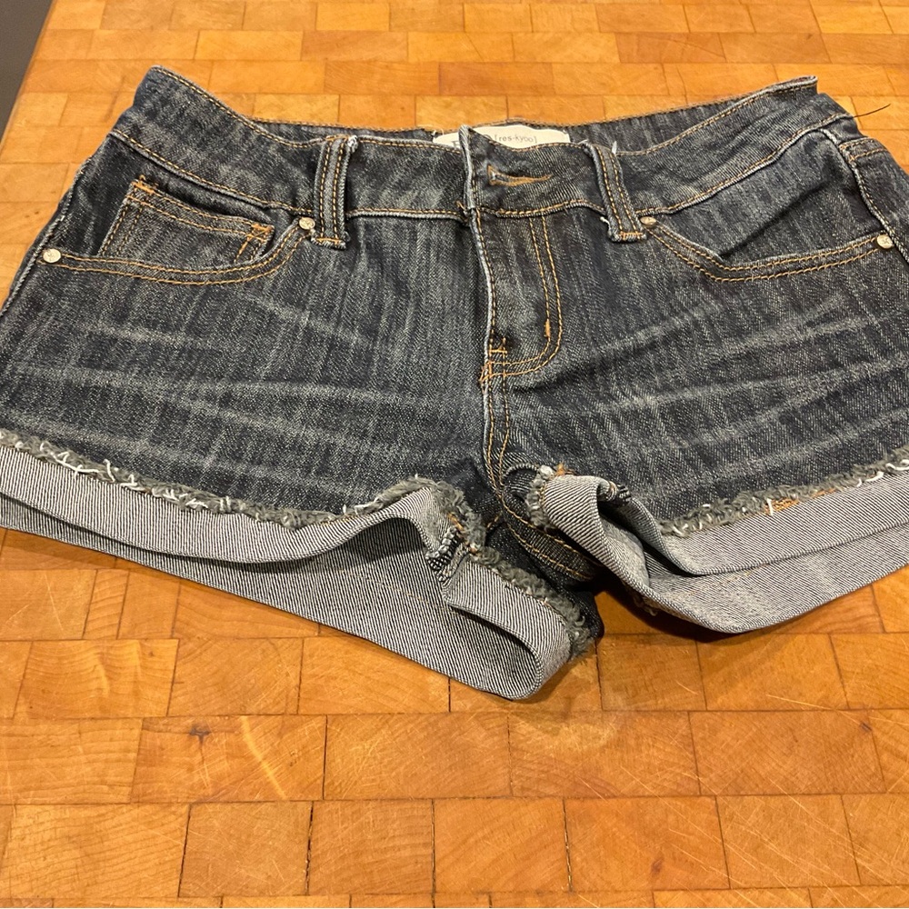 8-2026--RSQ Blue Jean Shorts with Frayed Hem  Size 5